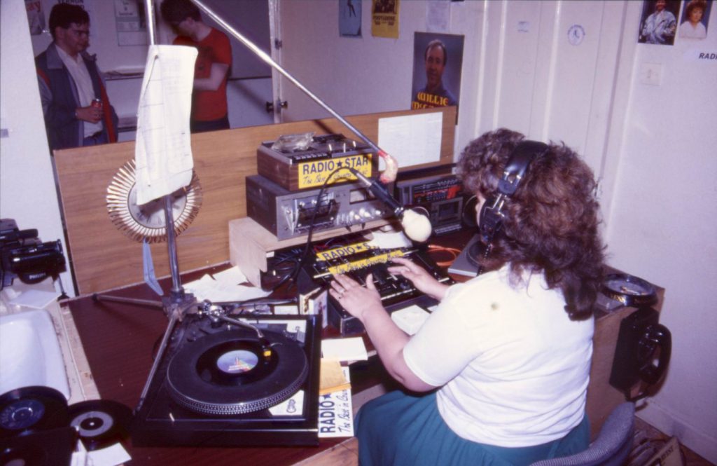 Border series: Radio Star Country thrives in 1989