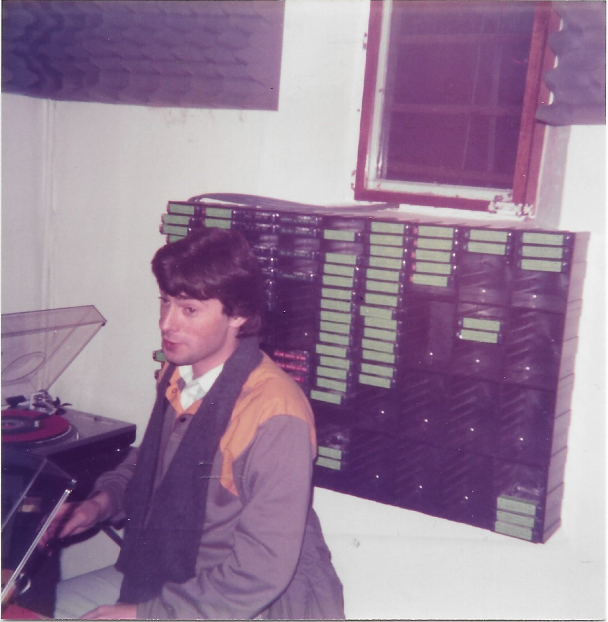 Q102 prepares for Easter weekend 1985