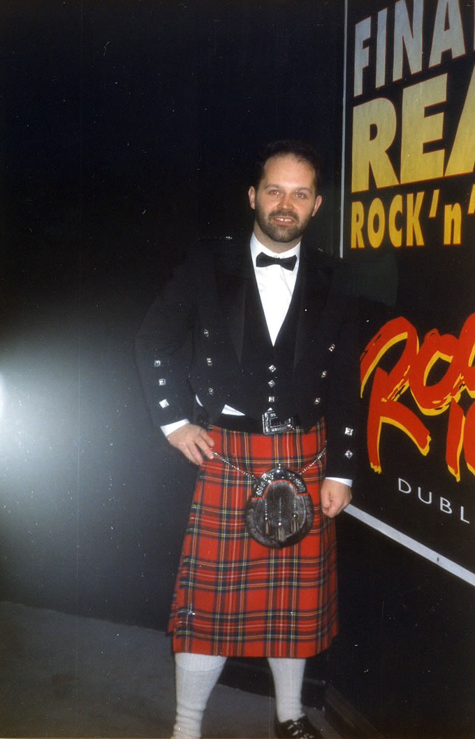 Kieran Murray Rock 104 wearing a kilt!